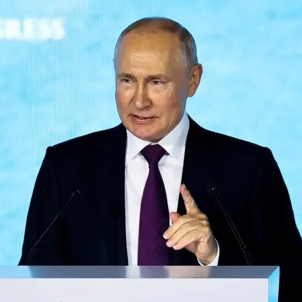 Russian President Vladimir Putin believes that Donald Trump is being unfairly targeted by a politically biased prosecution, which he believes highlights the corruption within the American political system.